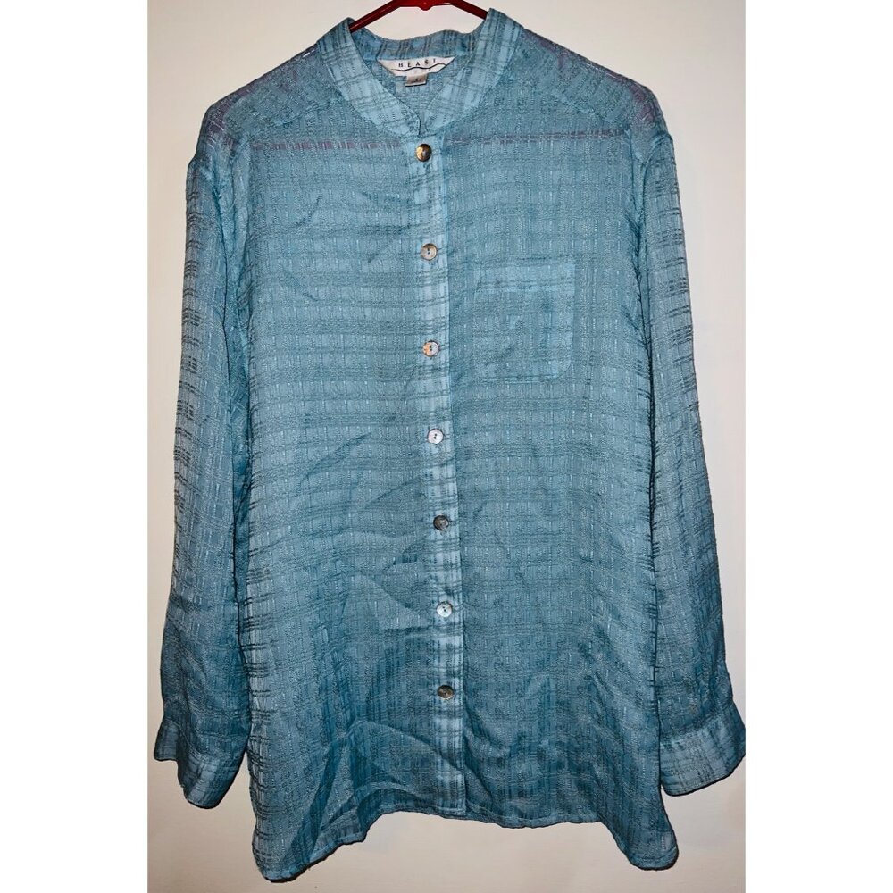 Blast Womens Button-Down Shirt SMALL Light Blue Long Sleeve